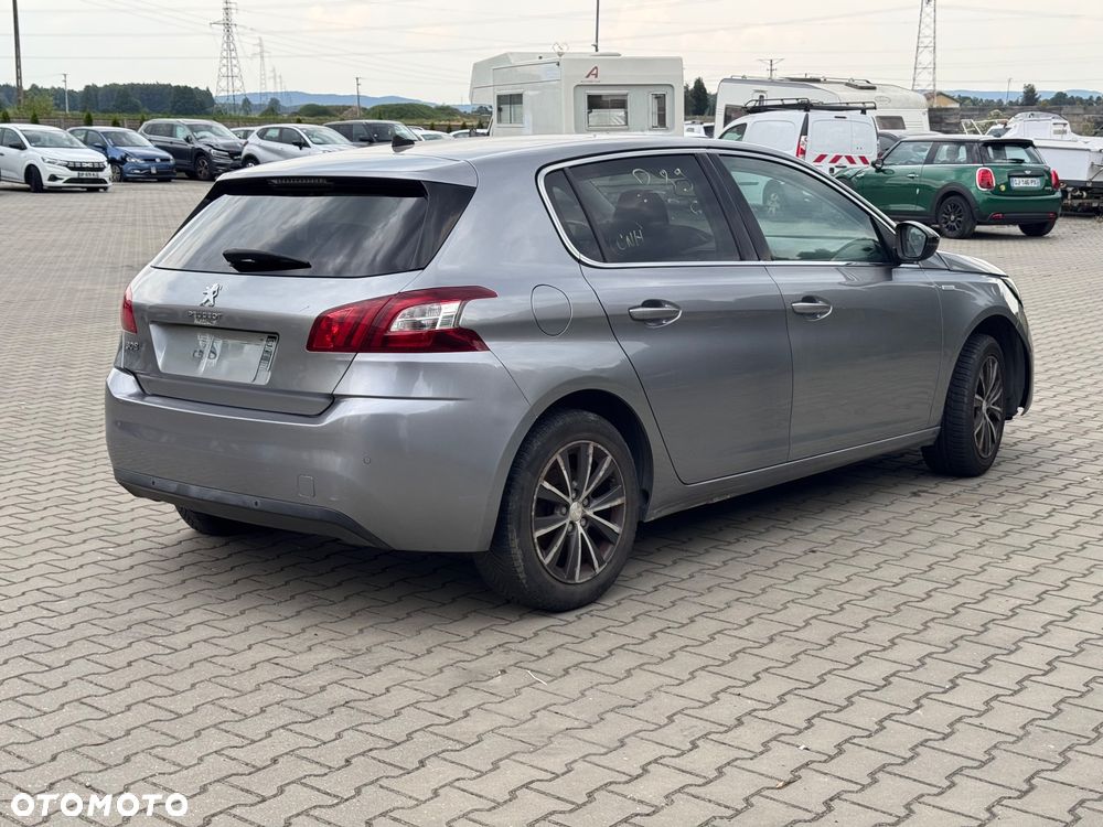 Peugeot 308 - 9