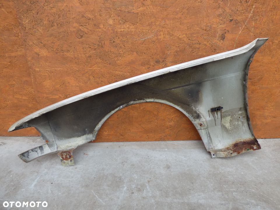 BMW E32 BŁOTNIK PRAWY  PRZÓD - 5