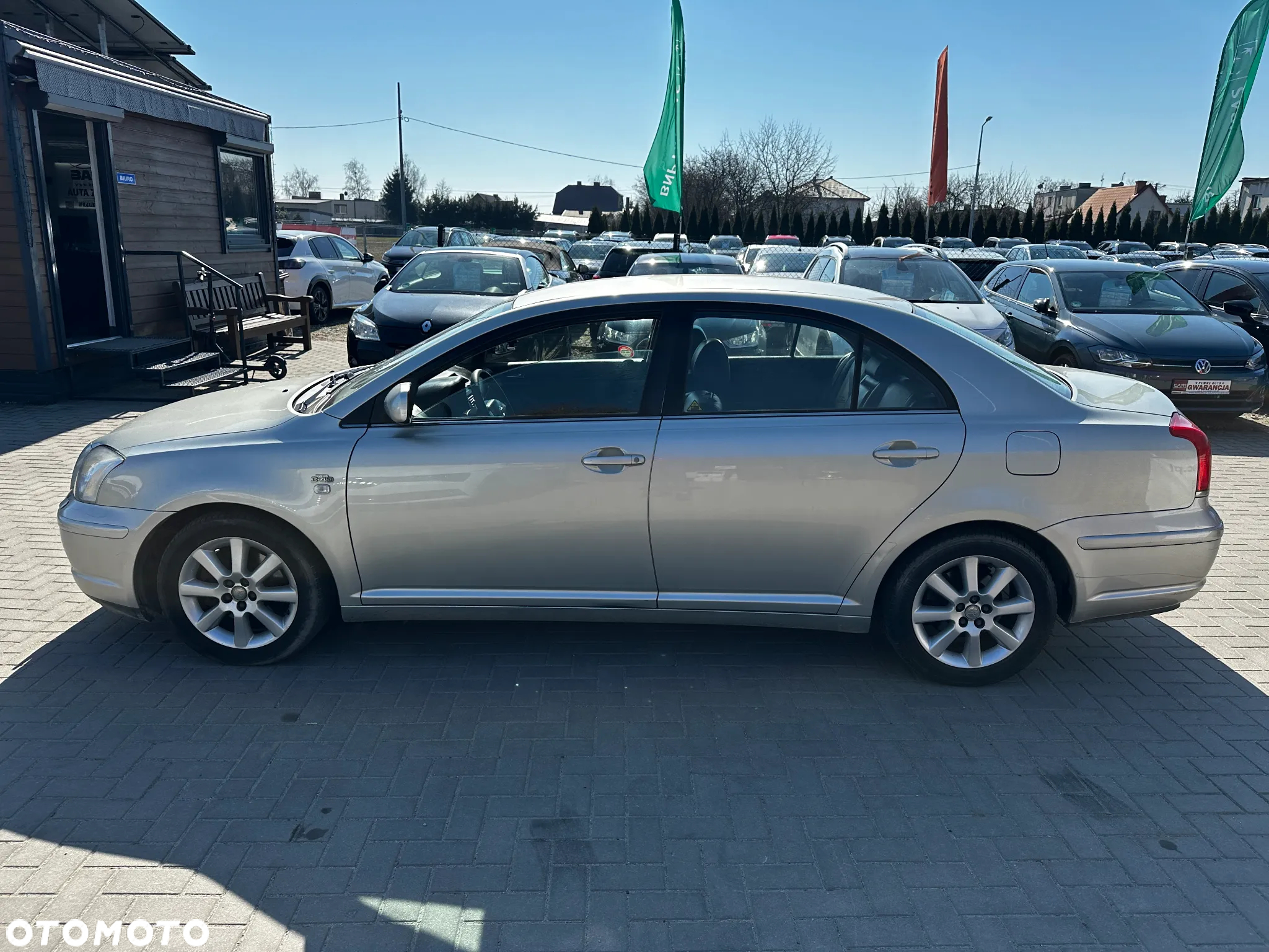 Toyota Avensis - 5