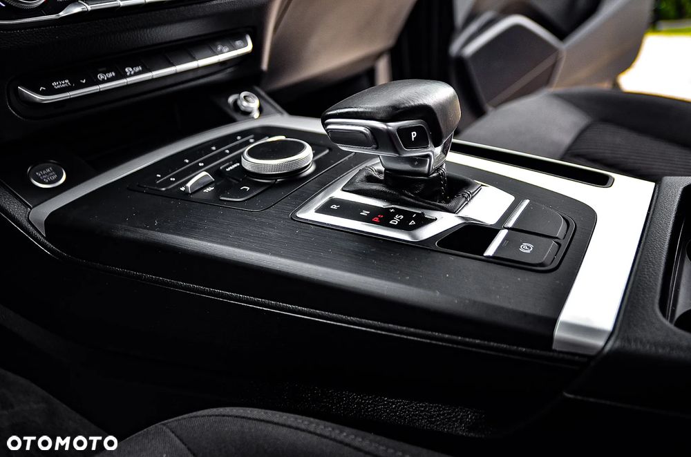 Audi Q5 35 TDI quattro S tronic design - 35