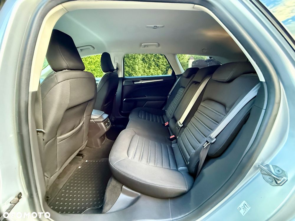 Ford Mondeo - 19