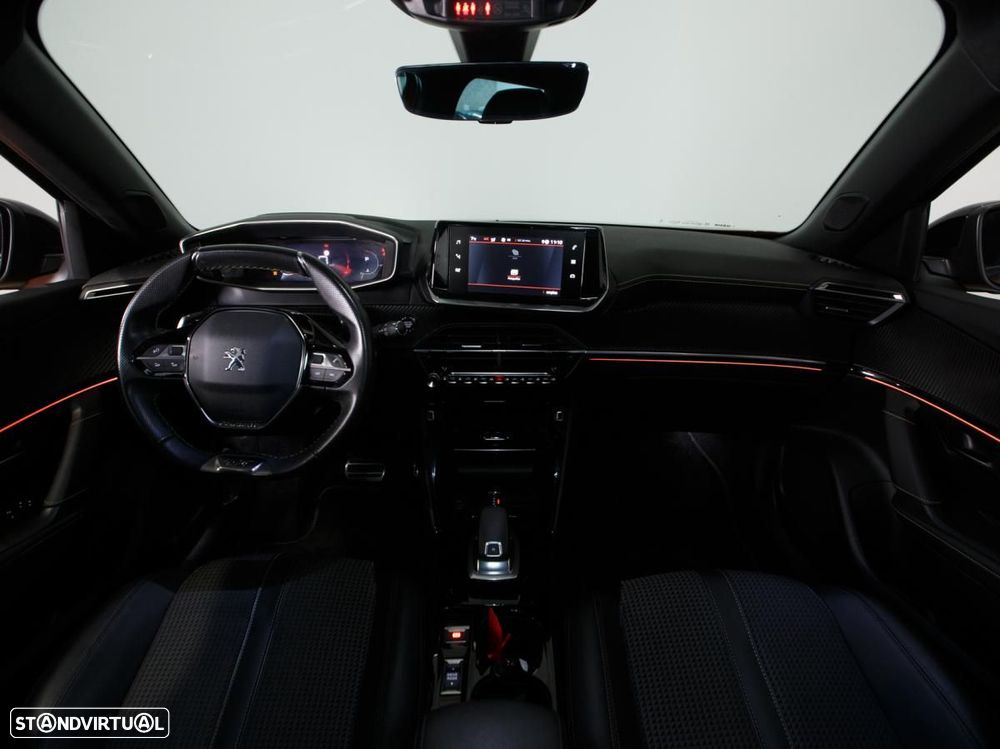 Peugeot 2008 1.5 BlueHDi GT EAT8 - 6