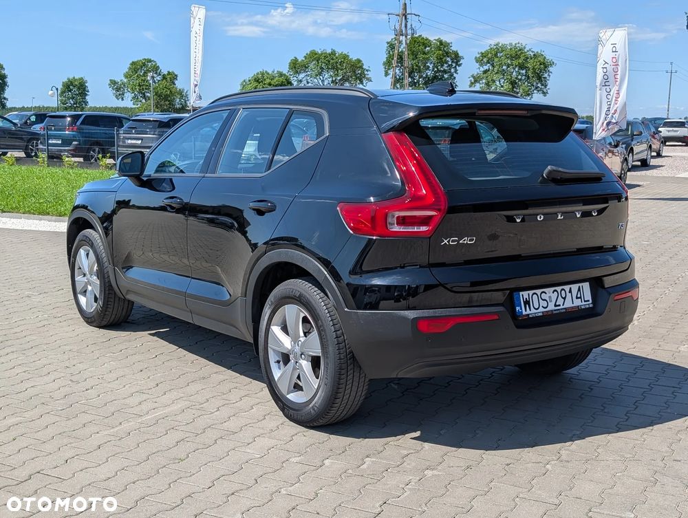 Volvo XC 40 T3 Momentum - 11