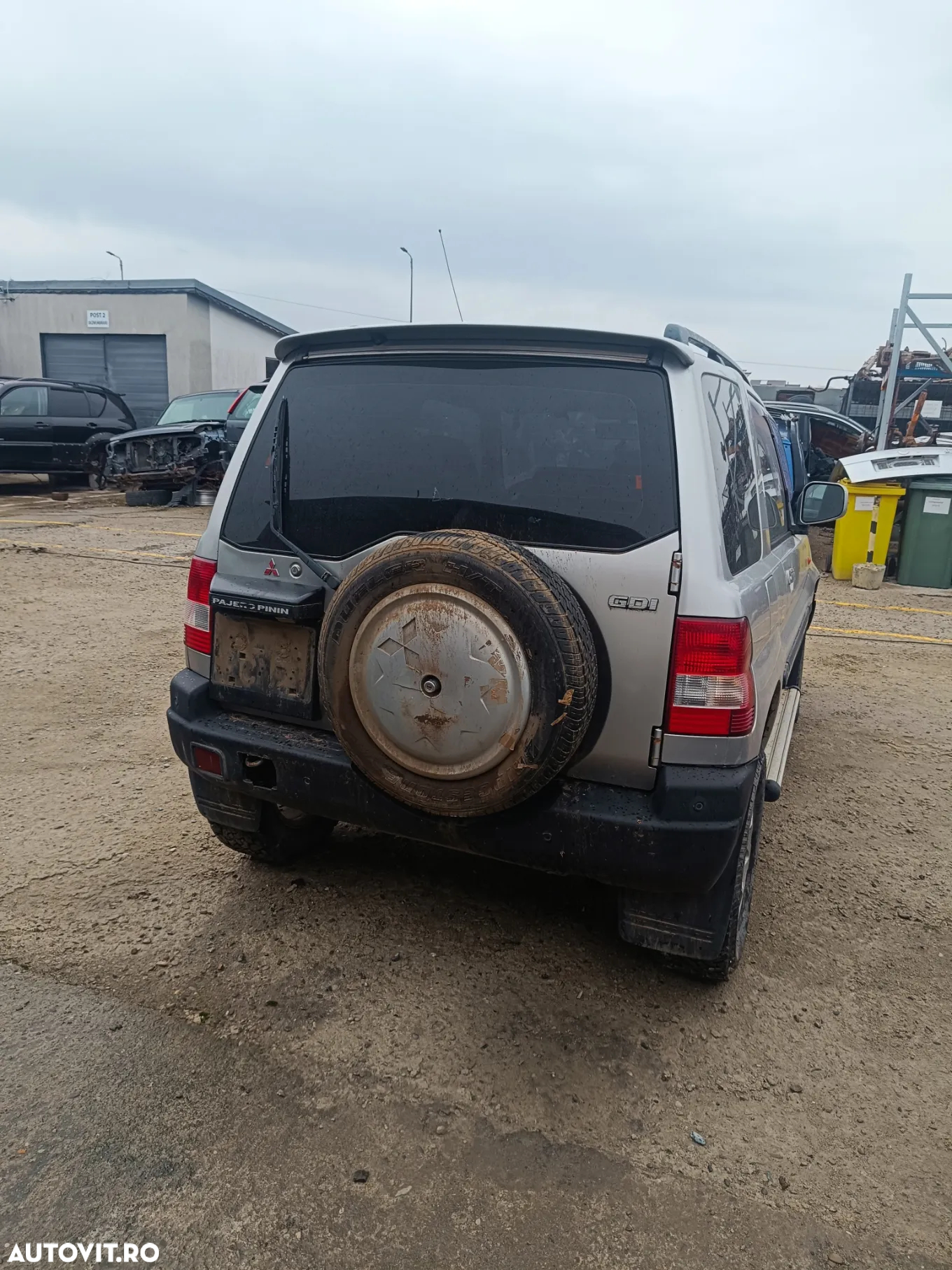 Dezmembrez mitsubishi pajero pinin 1.8 gdi - 2