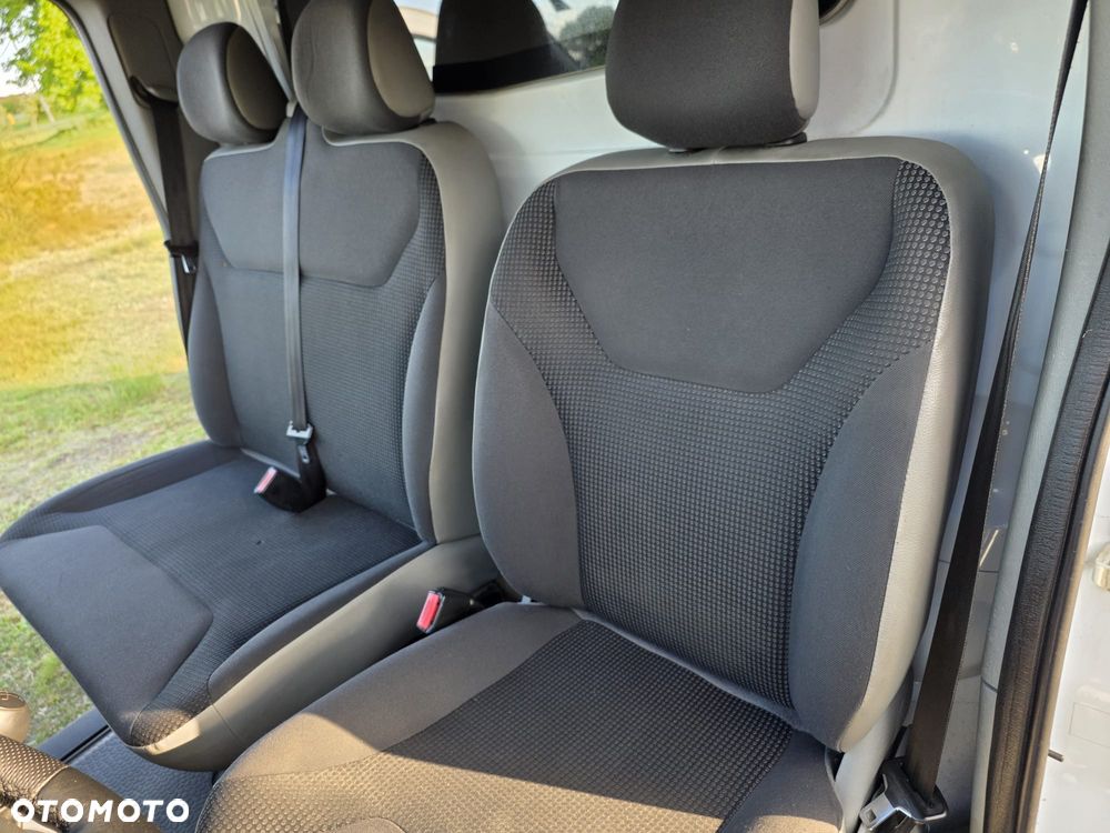 Opel Vivaro L2H1 2.9t Edition - 10