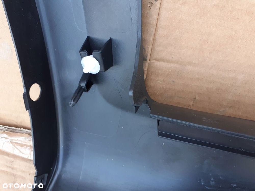 Listwa progowa prawa do Volvo XC70 07-16 31265316. - 8