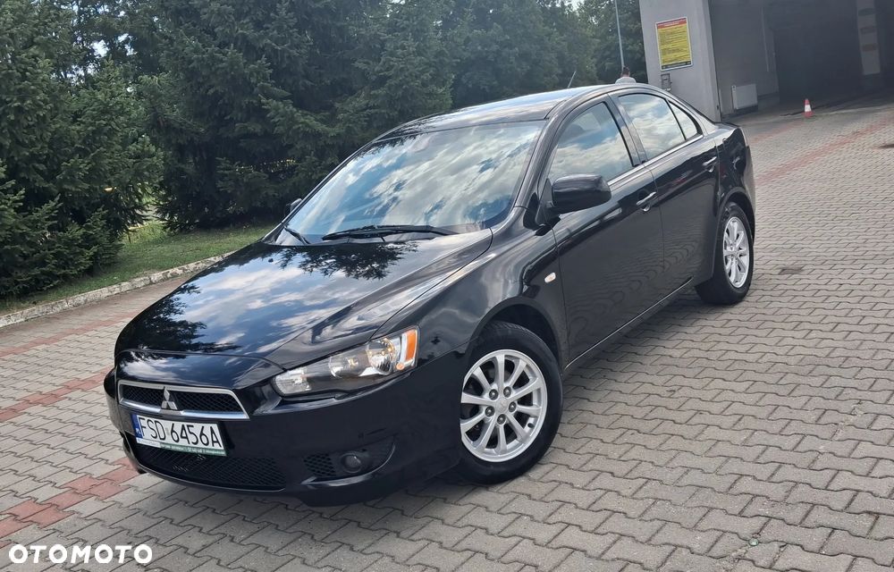 Mitsubishi Lancer 1.6 Intense - 1