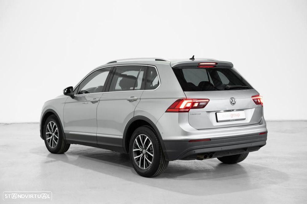 VW Tiguan - 5