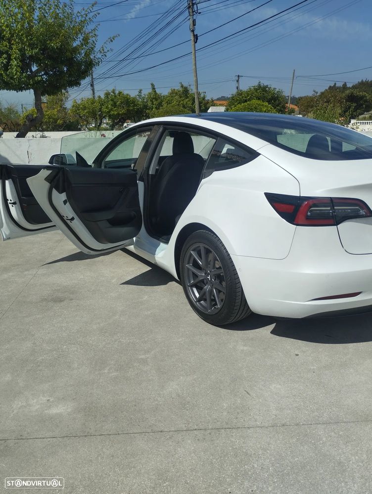 Tesla Model 3 Tração Traseira - 5
