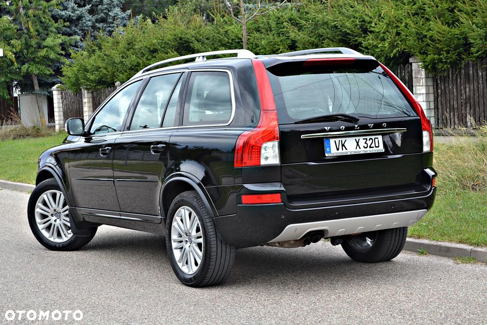 Volvo XC 90 D5 AWD Geartronic Momentum - 9