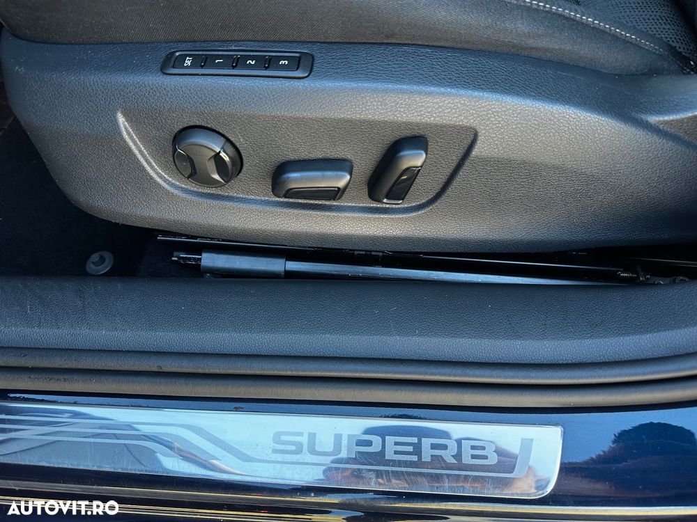 Skoda Superb 1.6 TDI DSG Ambition - 17