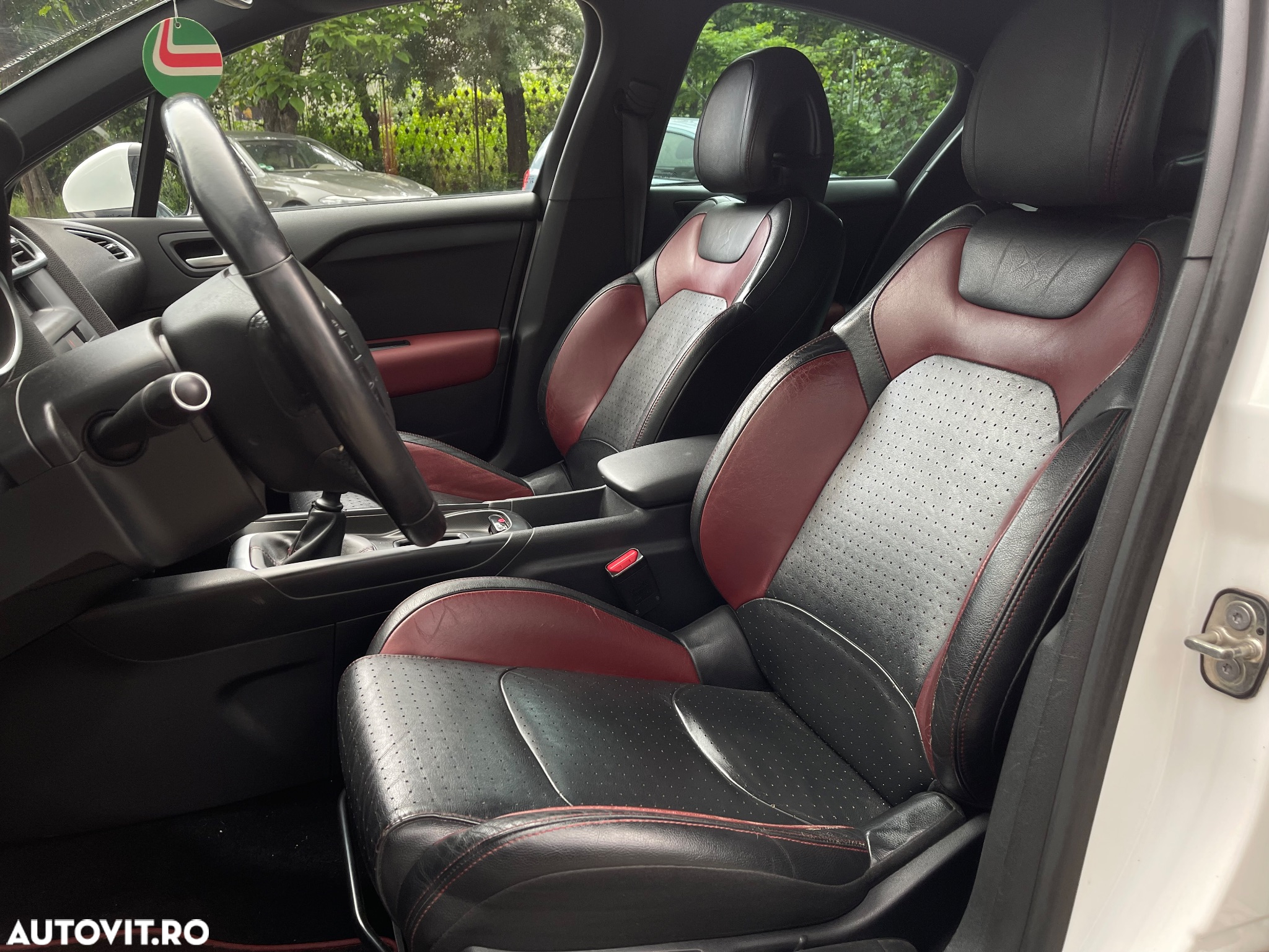 Citroën DS4 THP 200 SportChic - 4