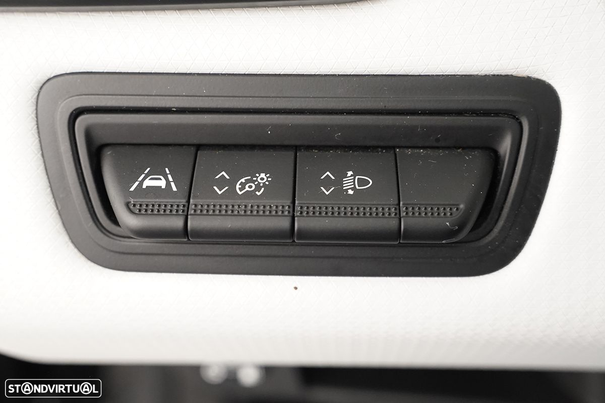 Renault Clio 1.0 TCe Techno Bi-Fuel - 20