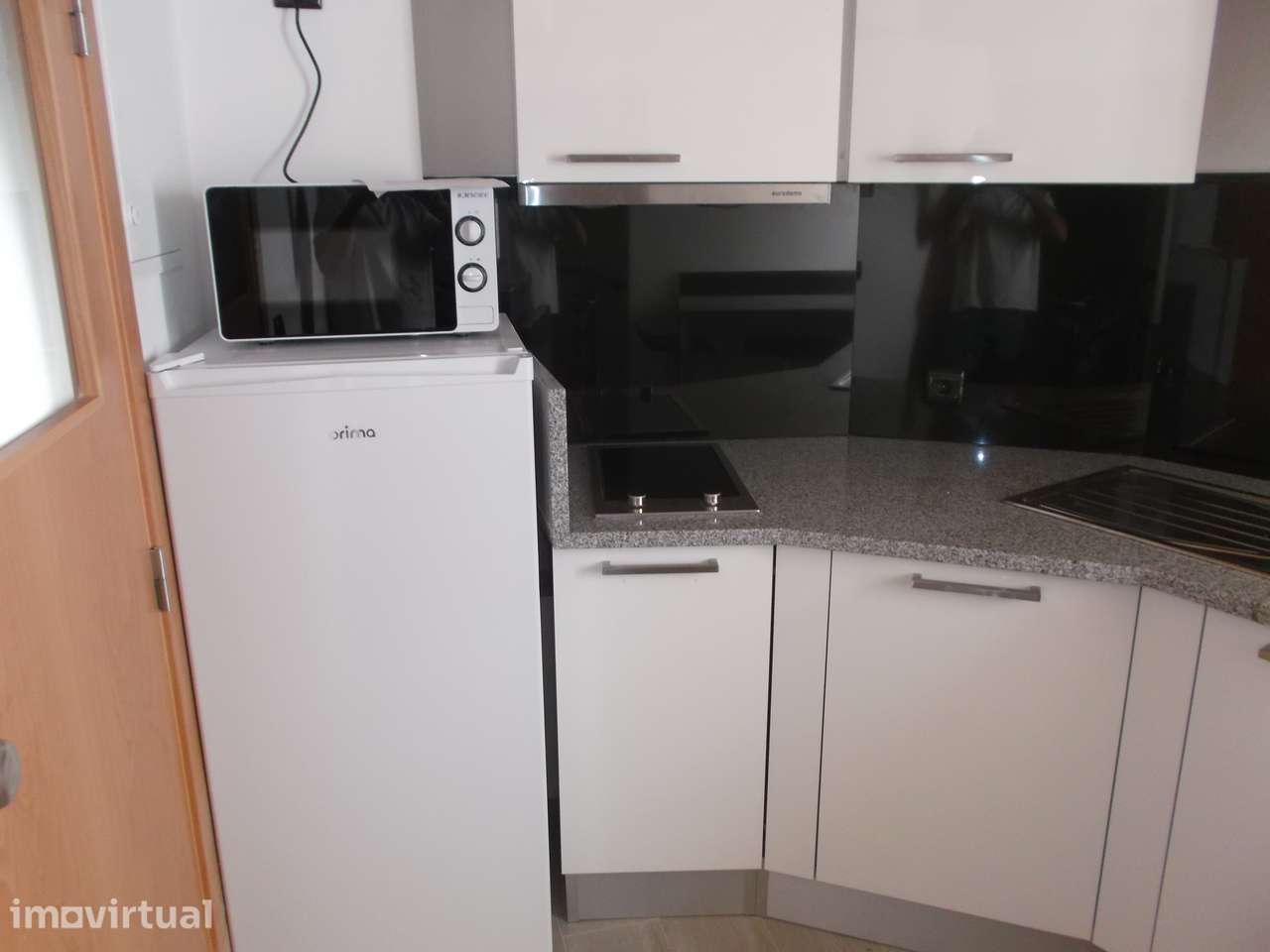 Apartamento T0 com mobiliário em Coimbra - Grande imagem: 2/6
