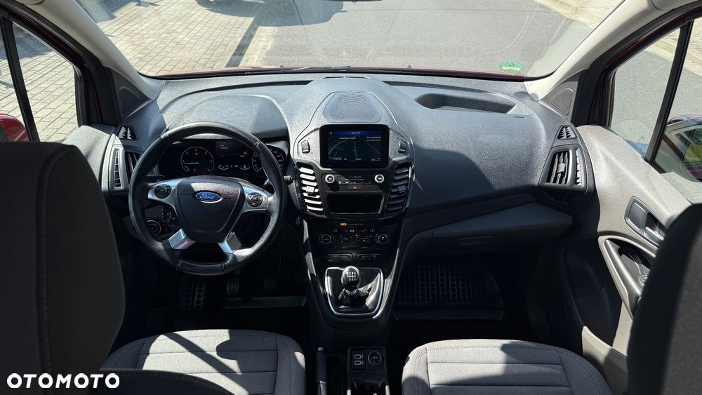 Ford Tourneo Connect Grand - 9