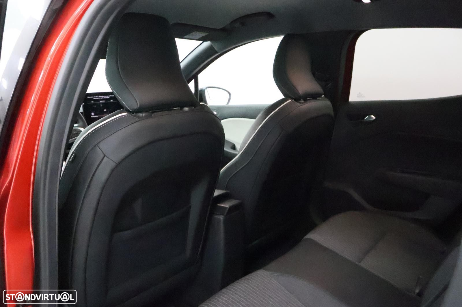 Renault Clio 1.0 TCe Techno - 26