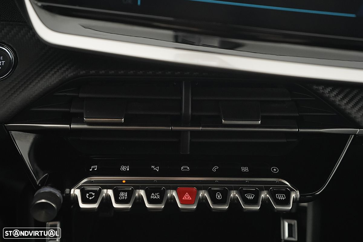 Peugeot e-2008 50 kWh GT - 12