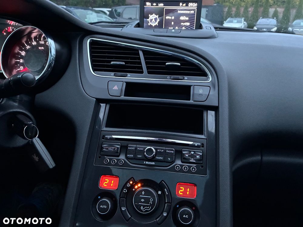 Peugeot 5008 HDI FAP 150 Active - 15