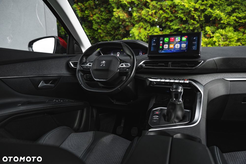 Peugeot 3008 PureTech 130 Stop & Start GPF Allure Business-Paket - 27