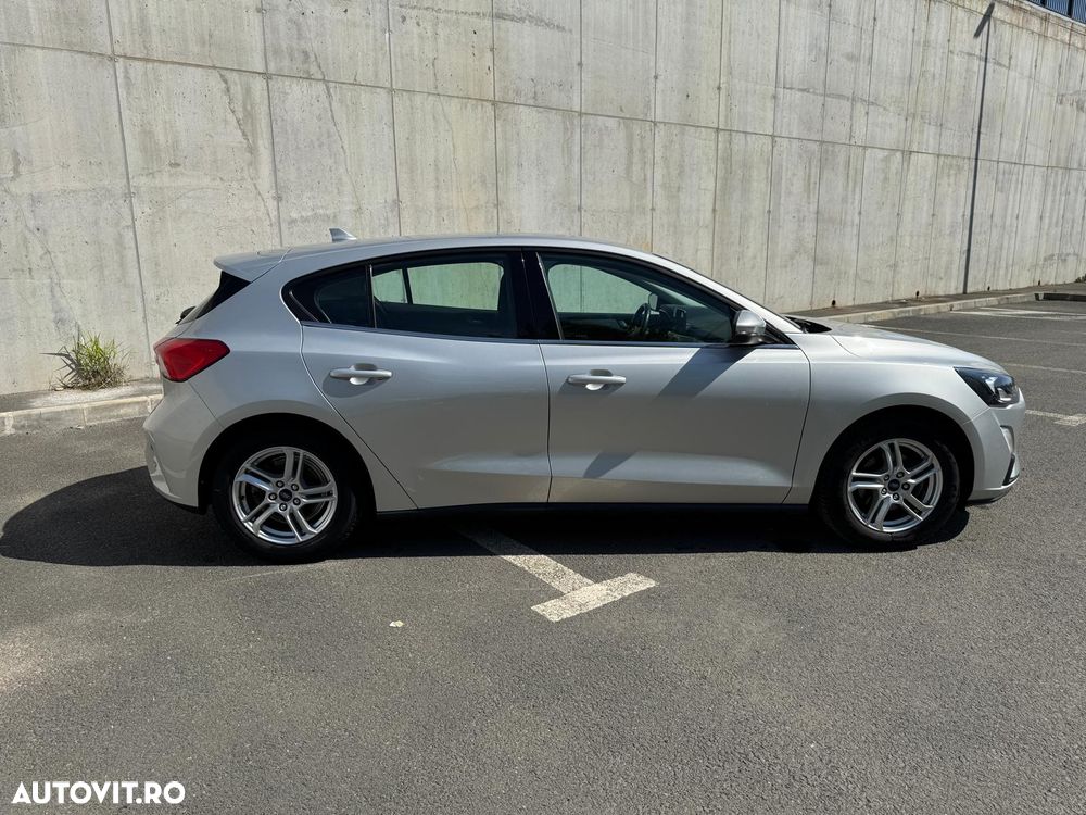 Ford Focus 1.0 EcoBoost Start-Stopp-System ACTIVE - 6