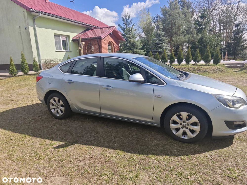 Opel Astra 1.4 T Active EU6 - 6