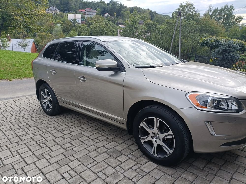 Volvo XC 60 T6 AWD Momentum - 6