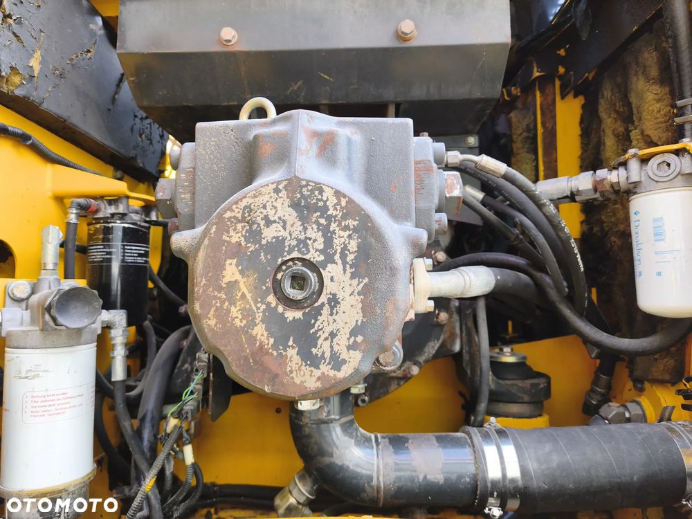 Komatsu PW200-7E0 - 6