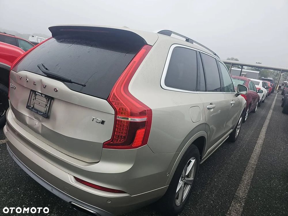 Volvo XC 90 T5 AWD Momentum 7os - 13