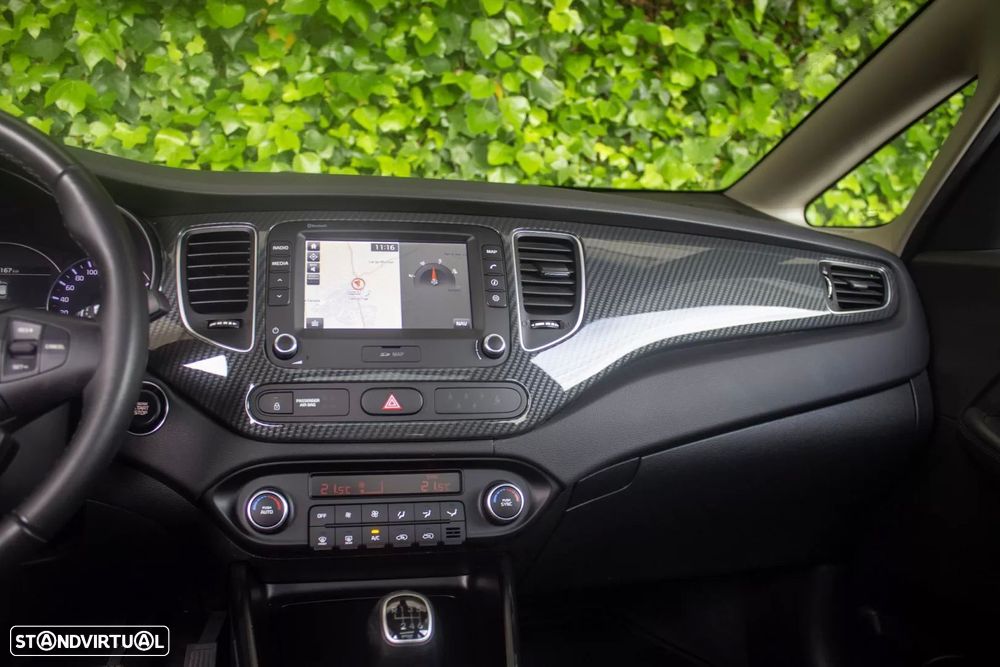 Kia Carens 1.7 CRDi ISG TX - 18