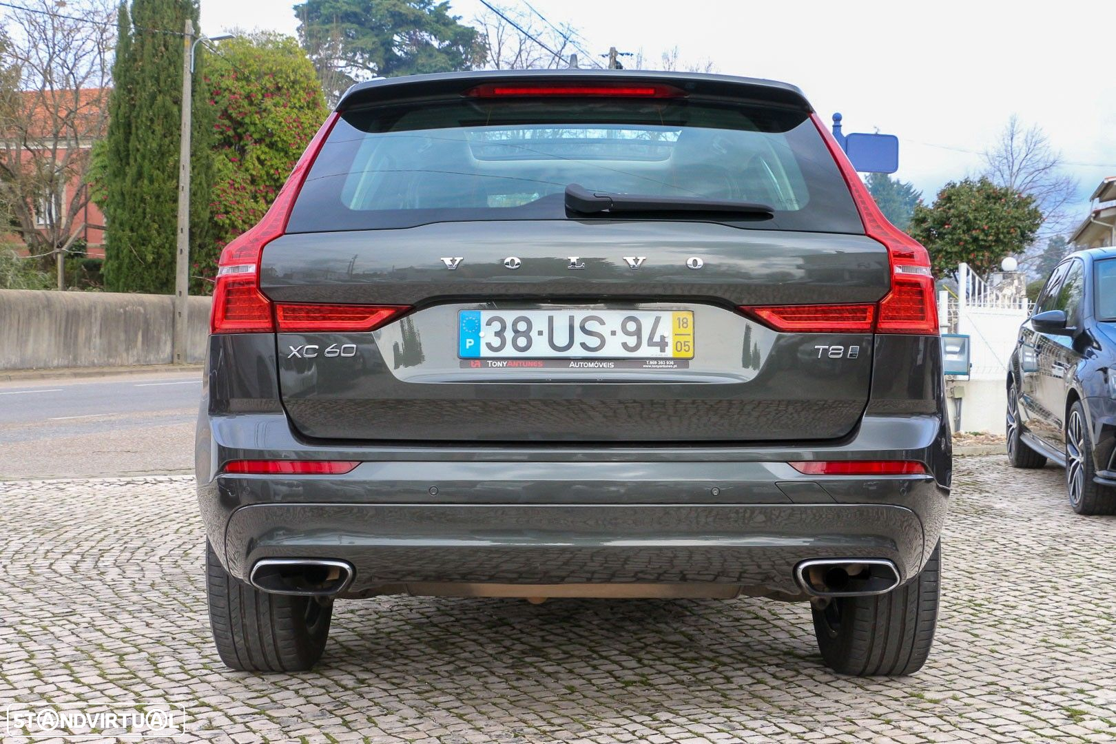 Volvo XC 60 2.0 T8 PHEV Momentum AWD - 16