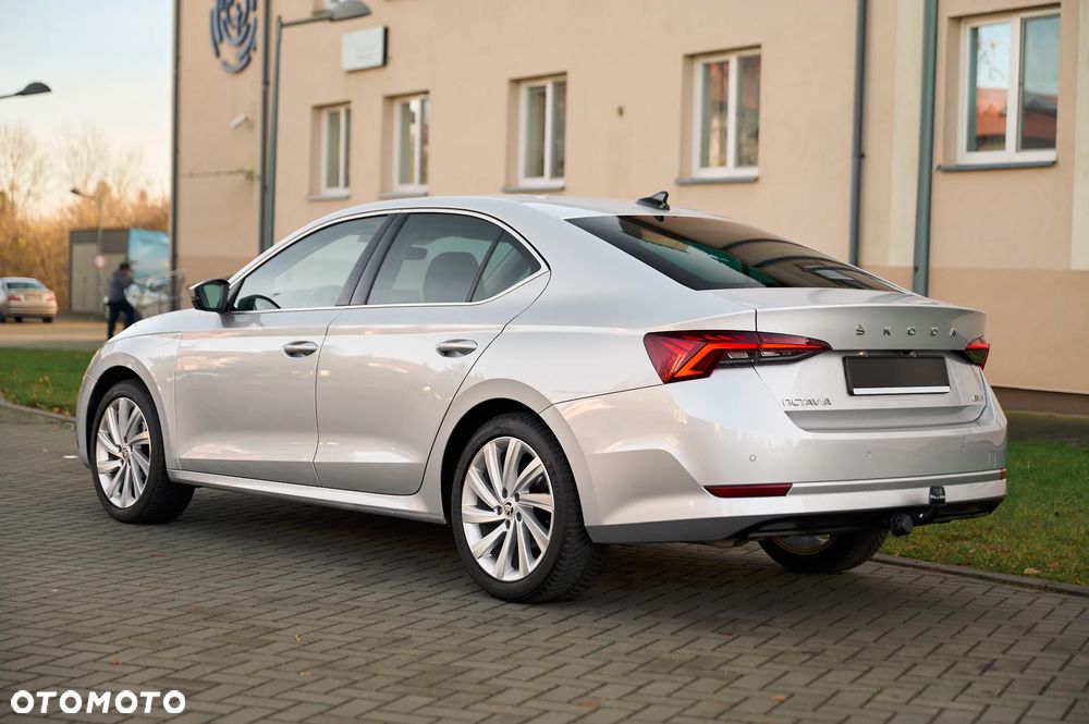 Skoda Octavia 1.5 TSI e-TEC DSG Selection Plus - 8