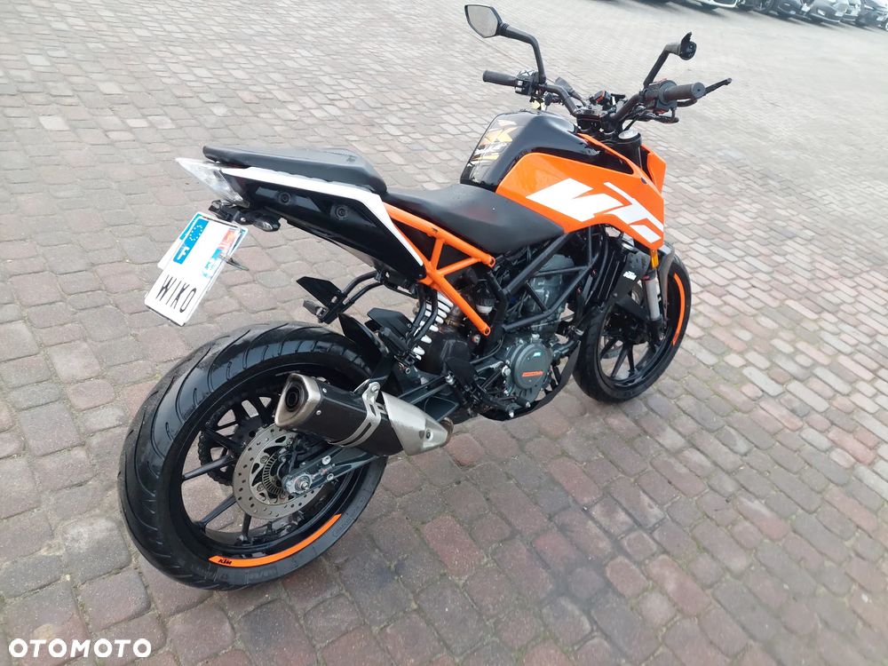 KTM Duke - 5