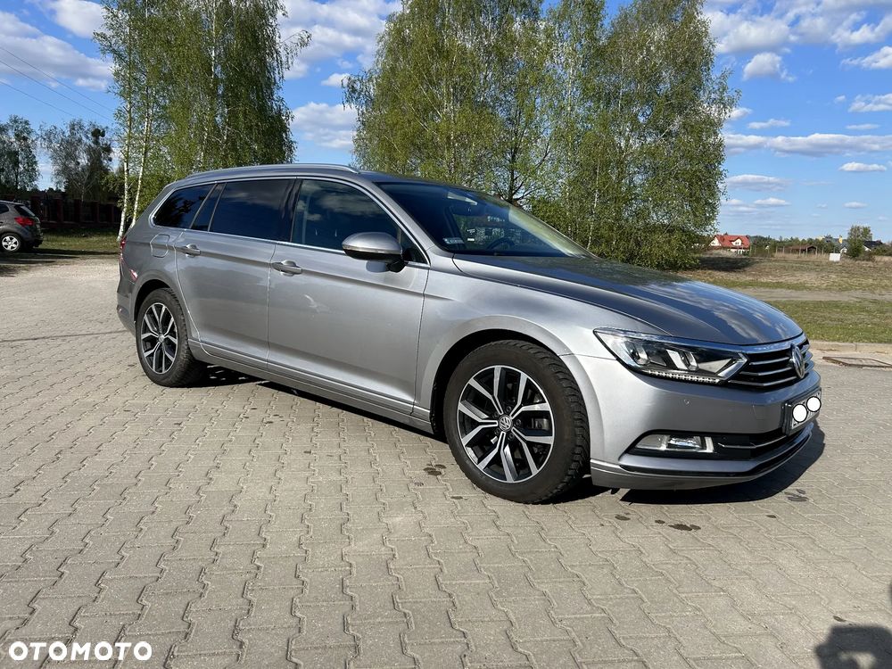 Volkswagen Passat - 2