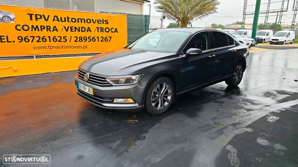 VW Passat 2.0 TDI Highline - 22