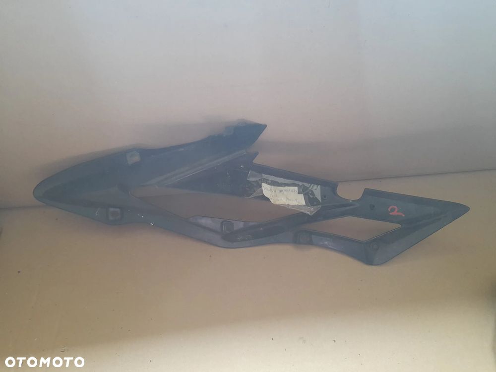 Triumph Daytona 675 R - panel wewnętrzny prawy 2309460 A261C - 1