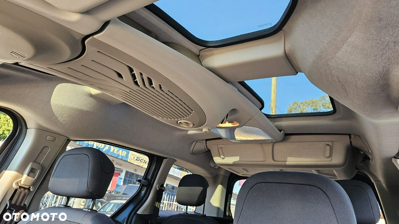 Peugeot Partner Tepee 110 Tendance mit Familien-Paket - 29