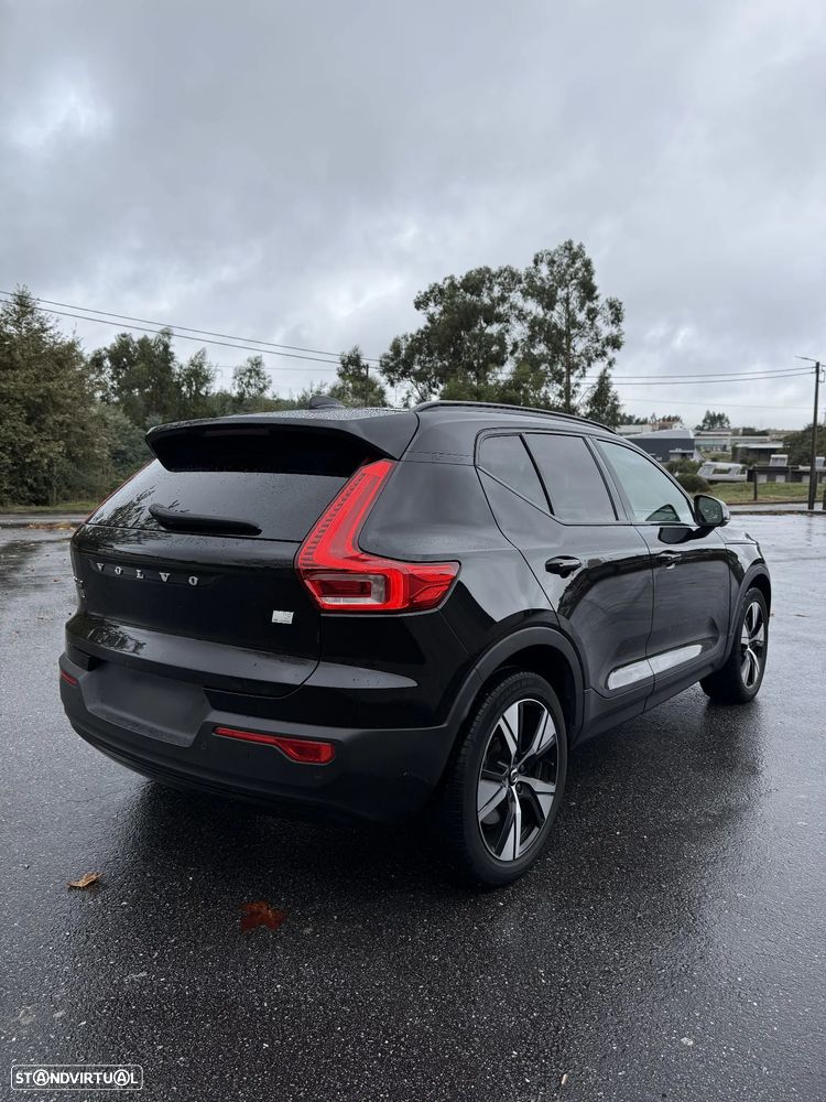 Volvo XC 40 Recharge 78 kWh Twin Motor Core — fotografia 3