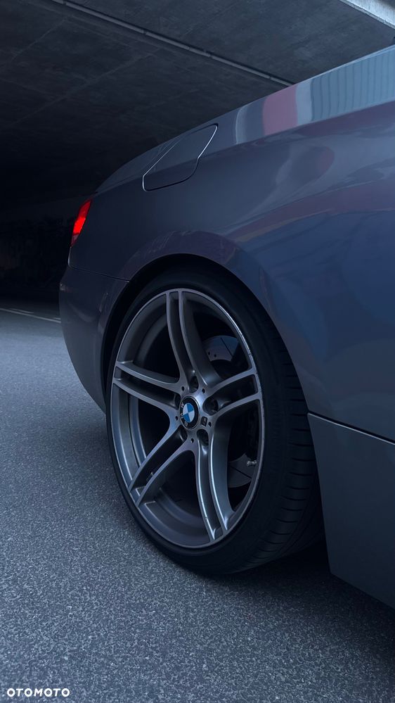 BMW Seria 3 335i M Sport Edition - 12