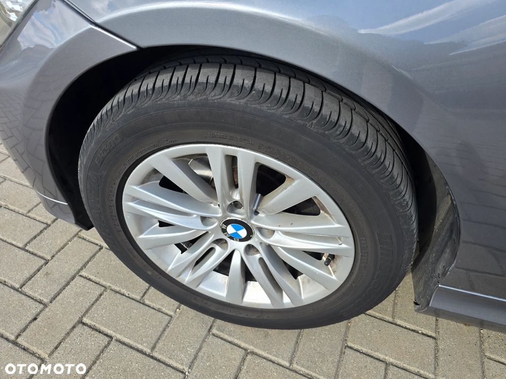 BMW Seria 3 - 17