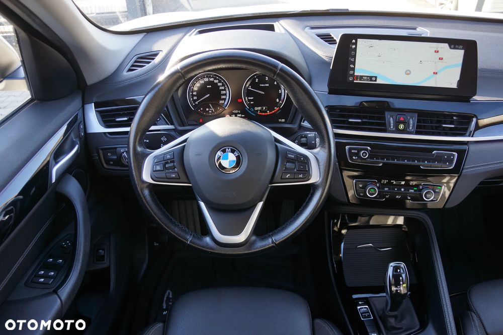 BMW X1 xDrive20d Sport Line - 12