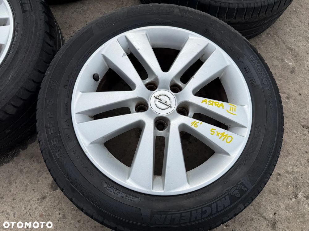 Felgi 16' koła Opel Astra III Meriva Zafira 13242072 5x110 6,5Jx16 ET37 centr 65,1 OE - 2