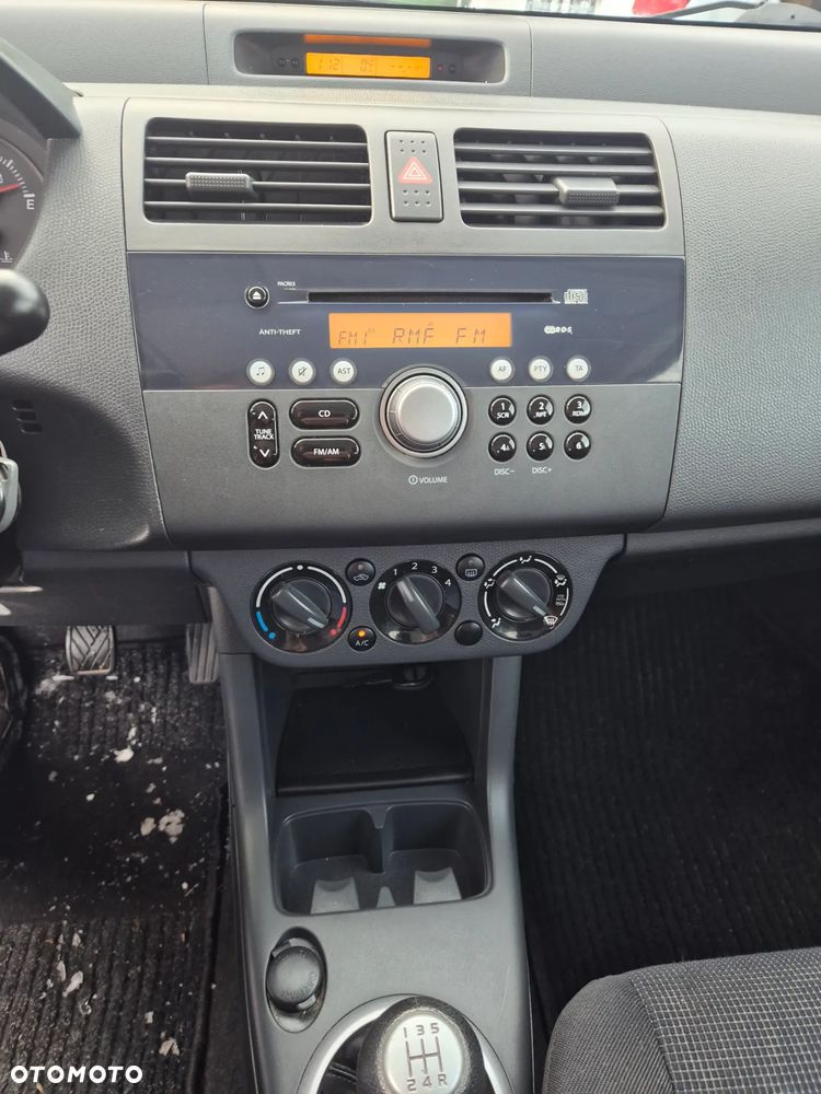 Suzuki Swift 1.3 4x4 Comfort - 16