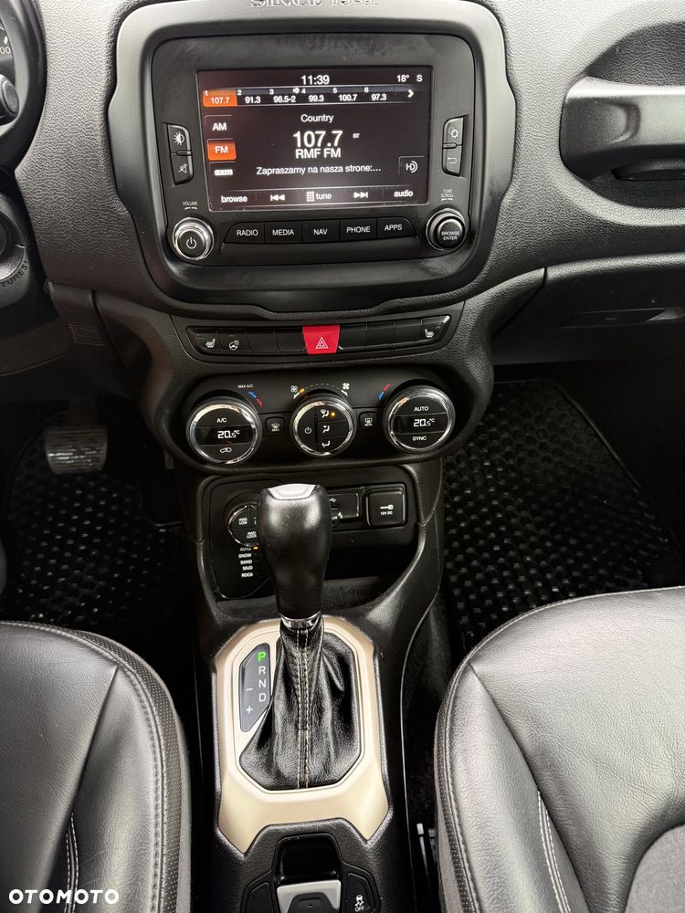 Jeep Renegade - 26