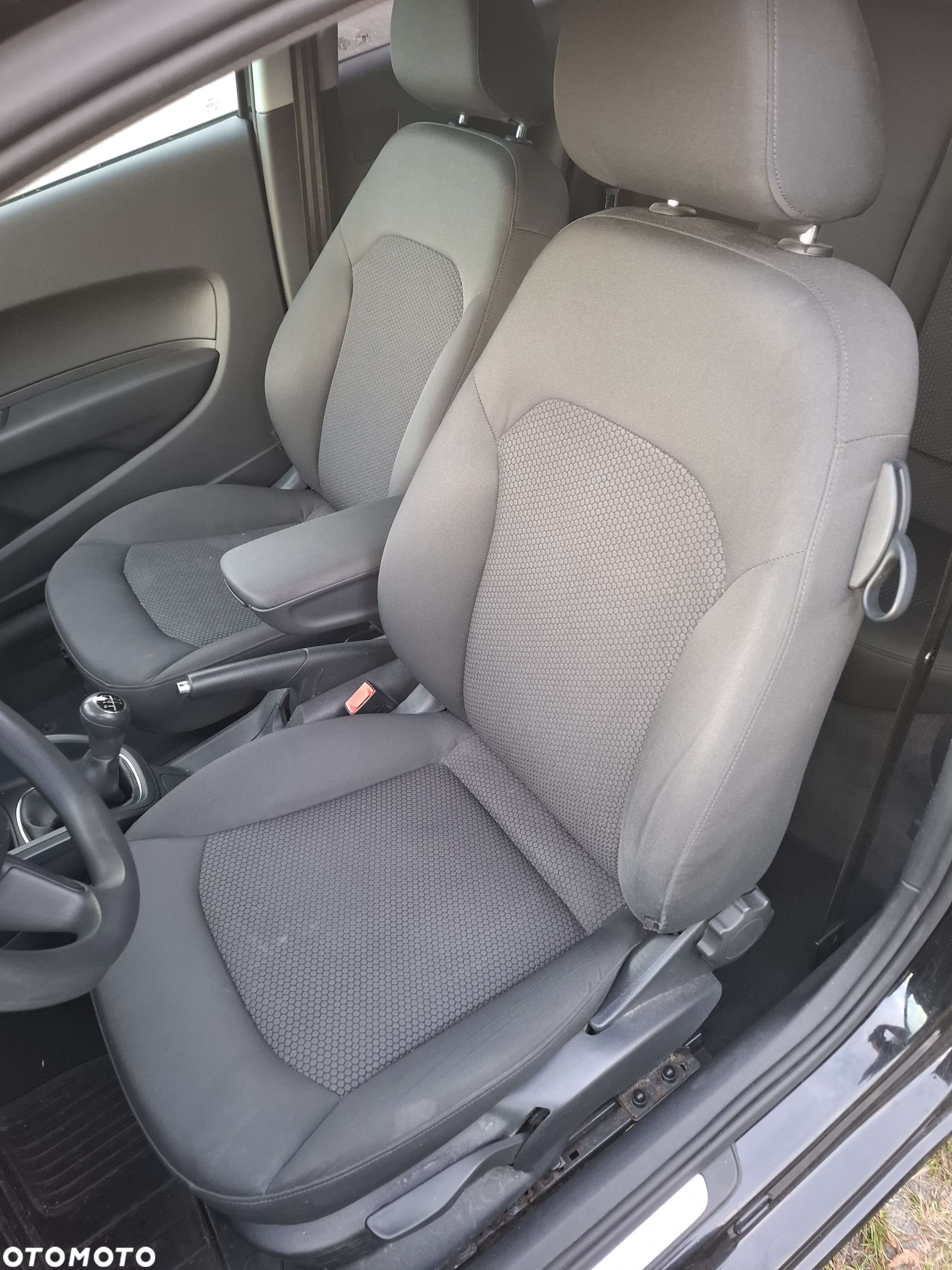 Audi A1 1.6 TDI Attraction - 14