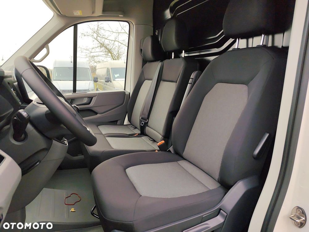 Volkswagen Crafter 35 furgon 140km 4490 - 9