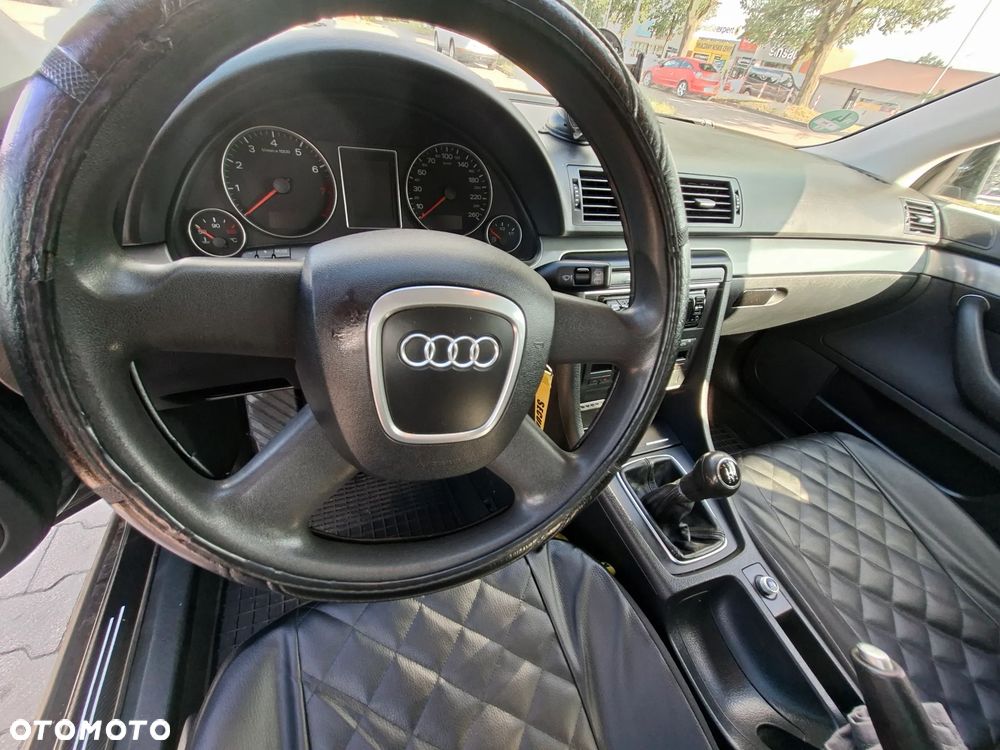 Audi A4 Avant - 12