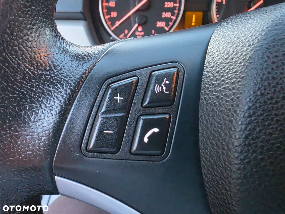 BMW Seria 3 - 33