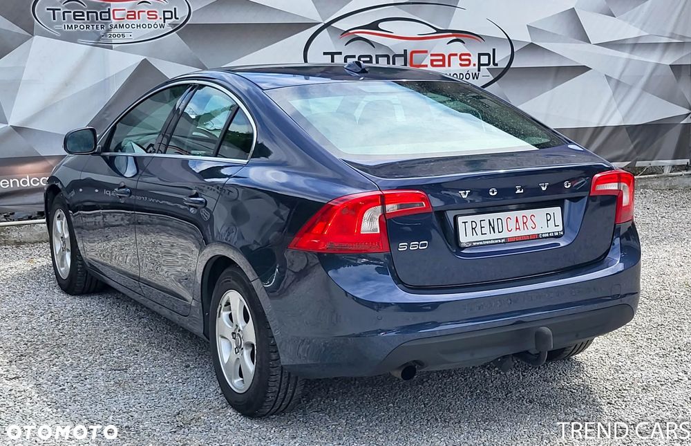 Volvo S60 D2 Momentum - 6