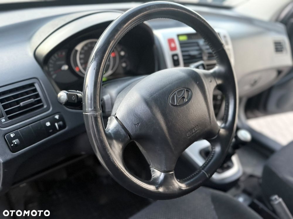 Hyundai Tucson 2.0 2WD GLS Navi - 22