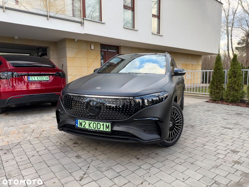 Mercedes-Benz EQA 300 66.5kWh 4-Matic AMG Line - 1